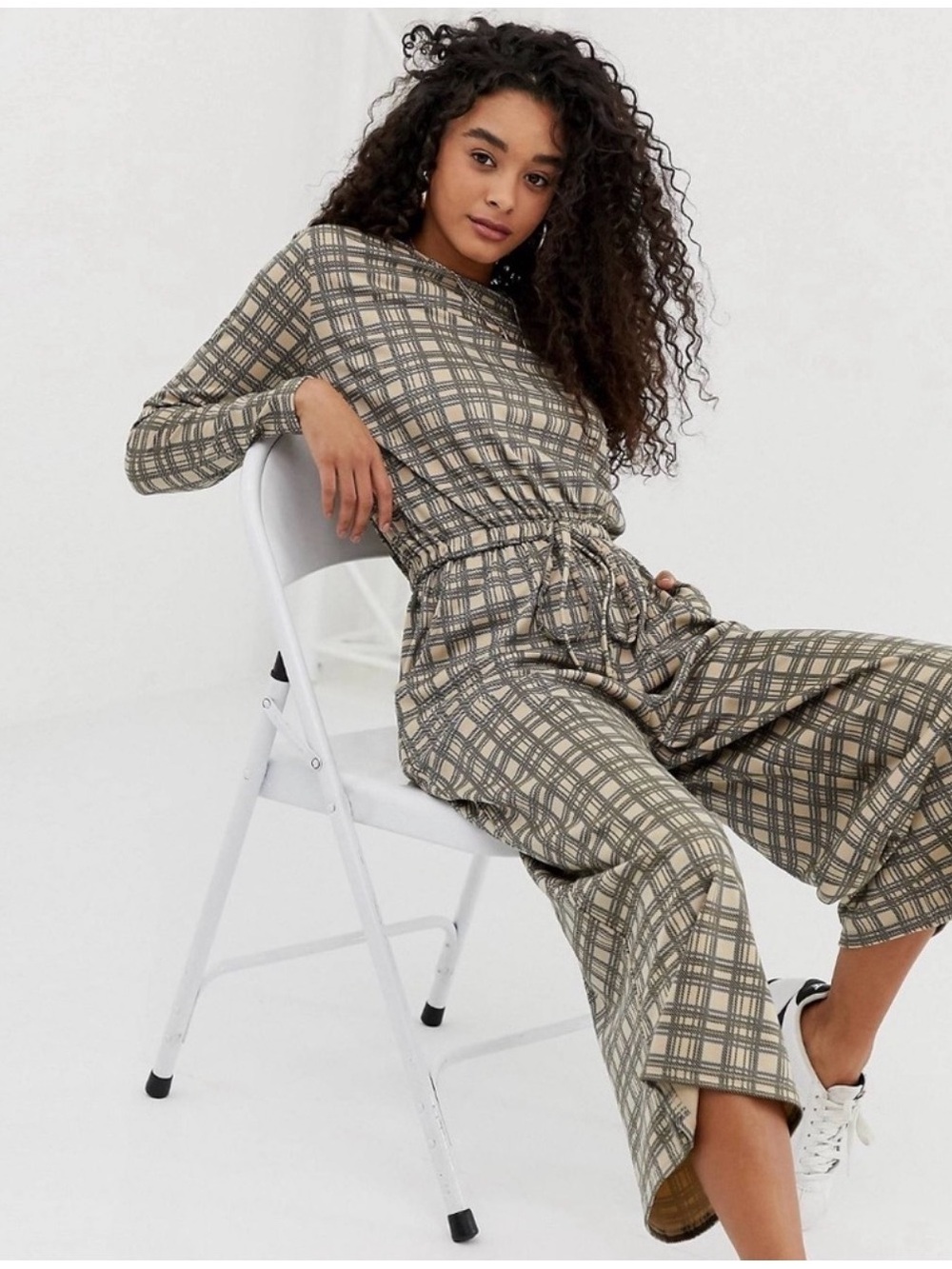 ASOS ~ Romper ~ Beige & Gray ~ Large Plaid ~ Long-Sleeve ~ Elastic Tie Waist